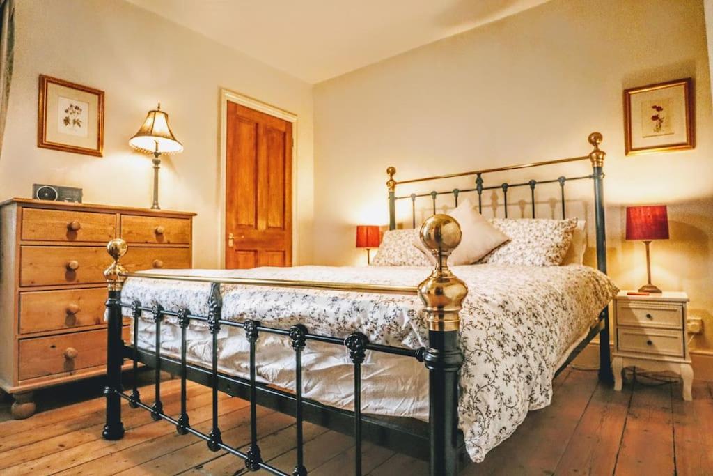 Cute Cottage 5 Min Walk From Cafes Station And Sea Гастінгс Екстер'єр фото